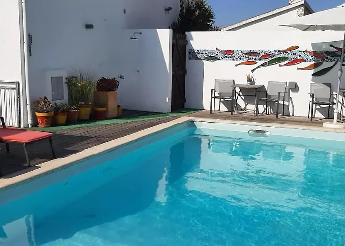 Casa Coloridos Acomodação com café da manhã Óbidos