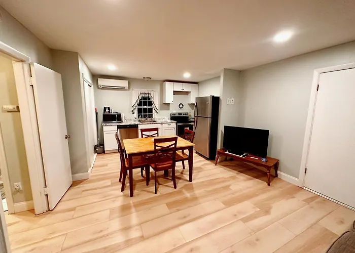 Sandy Neck Motel Sandwich
