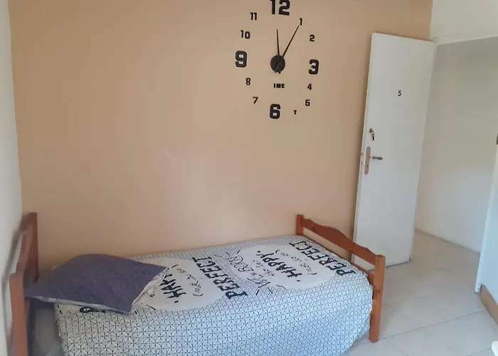 Chambre D'Hote Pres De La Gare Et Du Centre Alès
