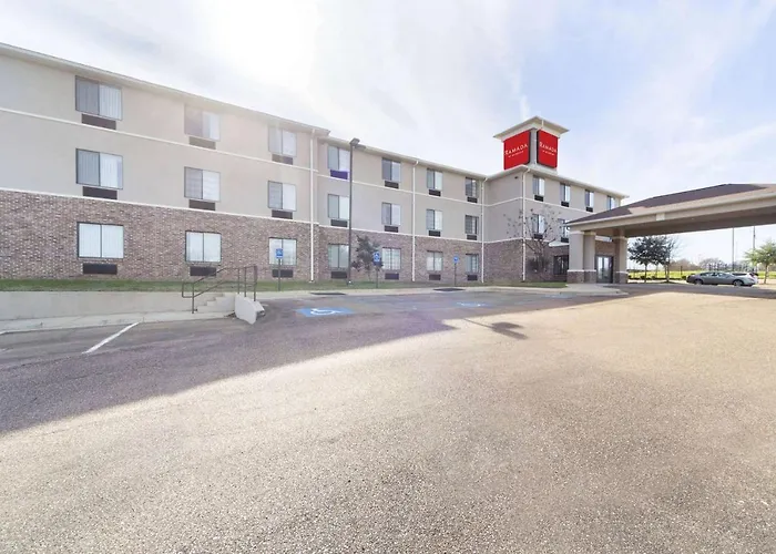 Ramada By Wyndham Jackson Ms Hotel