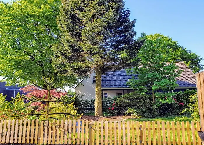 5 Minute Walk To Lego House-2 Bedrooms With Balcony Garden View.Loft Floor Billund 