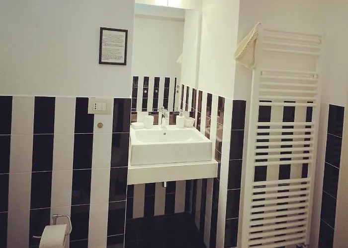 211 Underground Hotel Viareggio
