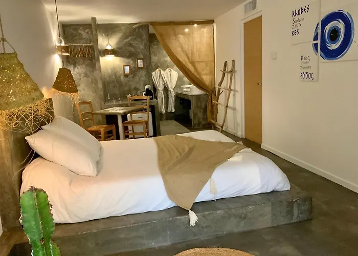 Bed and Breakfast O5Sens à Agde