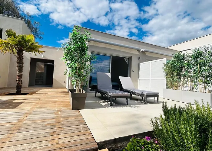 CASA LC chambre1 vue Mer Jacuzzi Ajaccio 