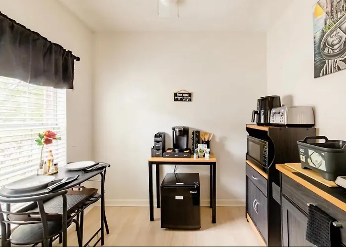 Nubian Queen'S Airbnb Fairburn