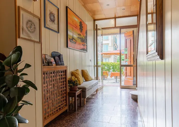 Hotel Paolina Viareggio