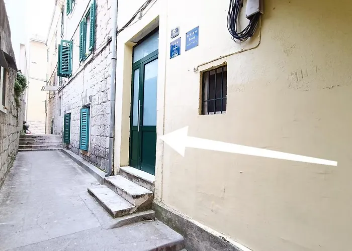 Rooms Diana Split