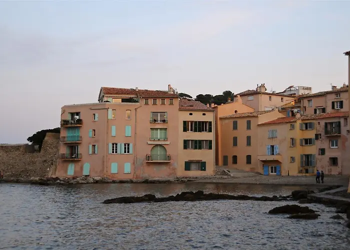 Bastide De L'Avelan Bed and Breakfast Grimaud
