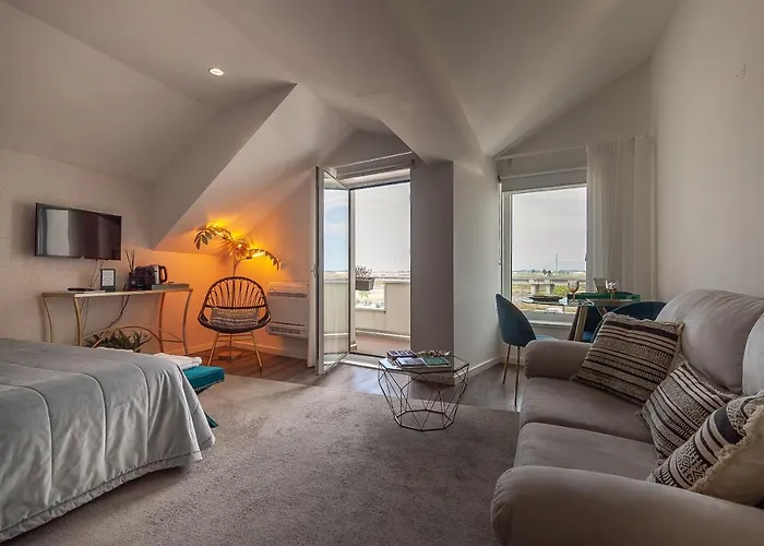 Urbana Homes By Home Sweet Home Aveiro