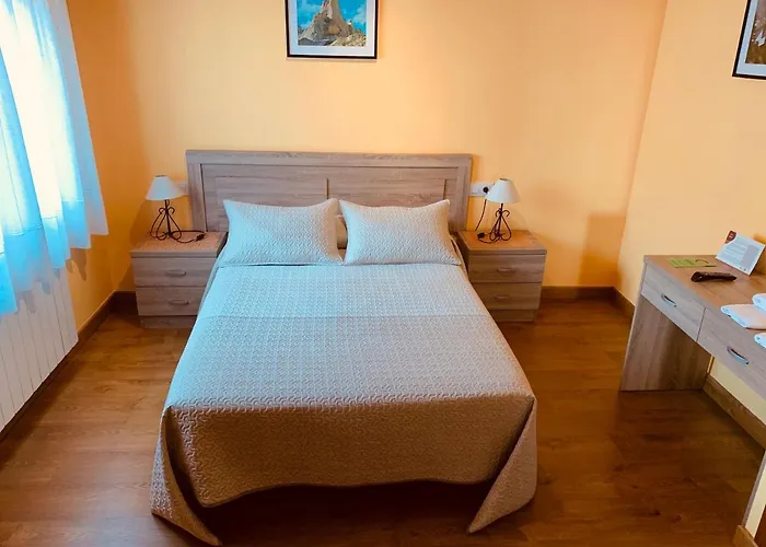 Hotel Hostal La Serna Potes