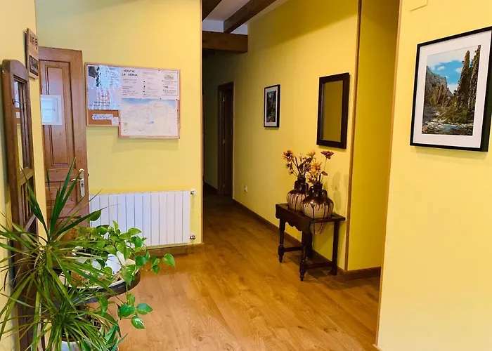 Hotel Hostal La Serna Potes