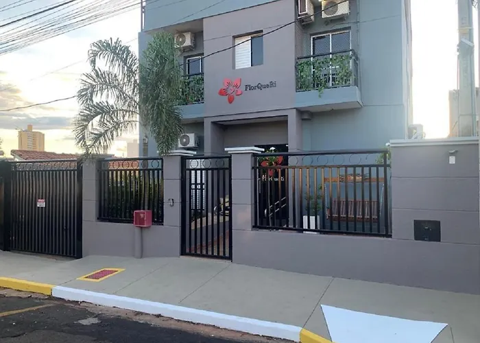 Flor Que Ri - Flats Mobiliados na Melhor Localização Olímpia