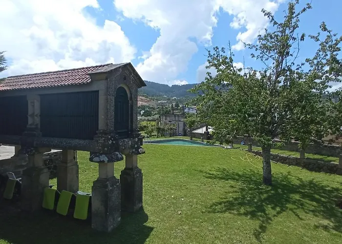 Casa de Santa Bárbara - Cinfães Hotel