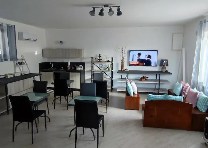 Bed and Breakfast Go Island Praia a Mare