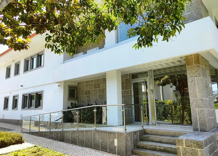 Embaixada Da Vila Cascais