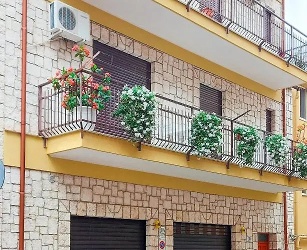 L'angolo di Rosa Campofelice Di Roccella