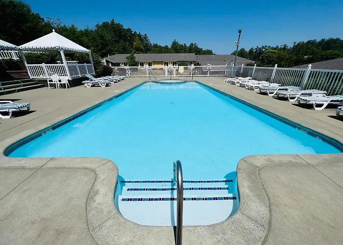 Colonel Williams Resort And Suites Lake George