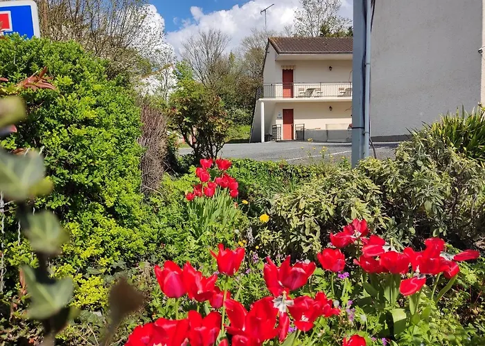 Hôtel Montespan Lussac-les-Châteaux