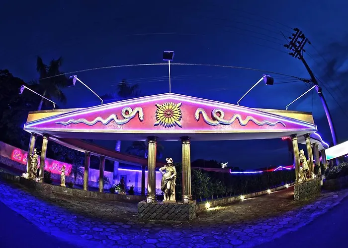 Hotel & Motel Le Baron (Adults Only)