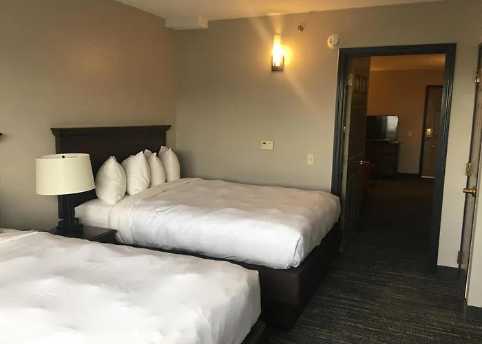 Country Inn & Suites By Radisson, Grand Rapids East, Mi