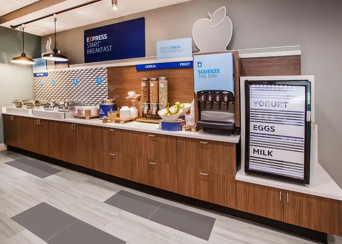 Holiday Inn Express Little Rock-Airport By Ihg