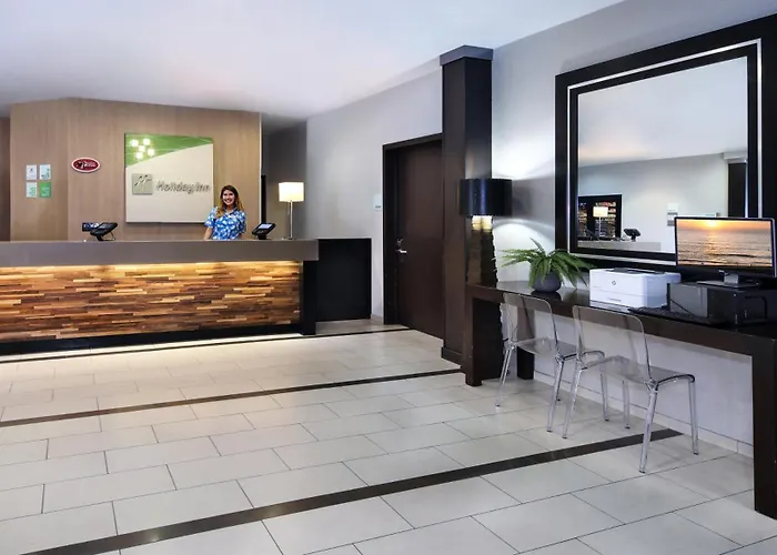 Holiday Inn Hotel & Suites Anaheim By Ihg