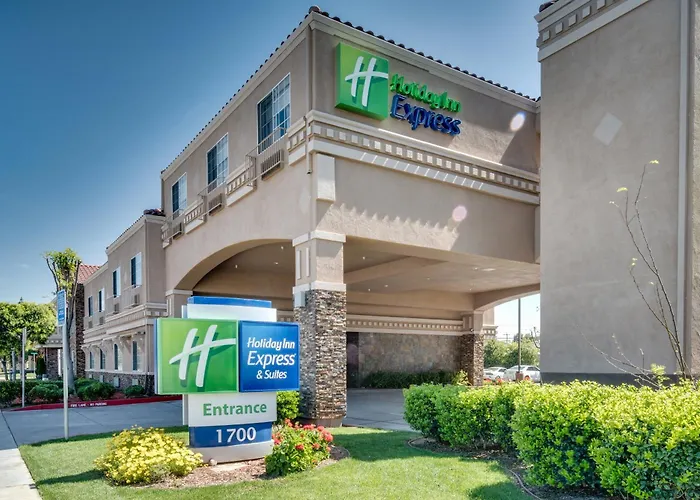 Holiday Inn Express & Suites Santa Clara By Ihg