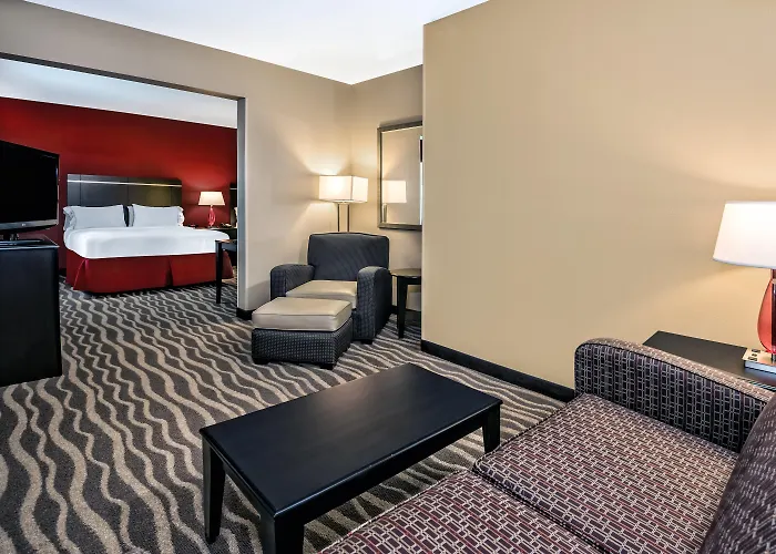 Holiday Inn Express & Suites Cotulla By Ihg