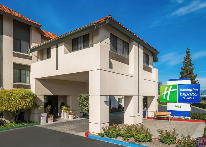 Holiday Inn Express & Suites Santa Clara - Silicon Valley By Ihg