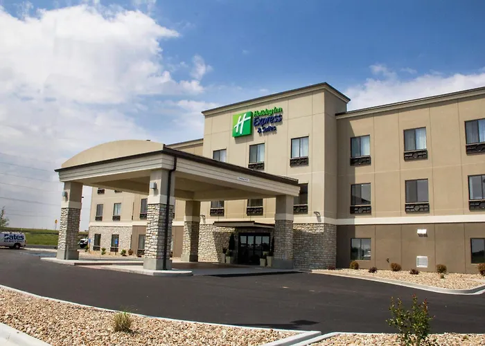 Holiday Inn Express And Suites Sikeston By Ihg