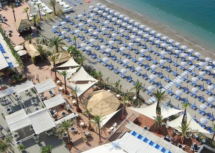 Lloyd'S Baia Hotel Vietri