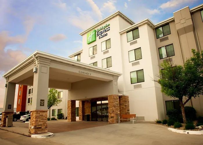 Holiday Inn Express Hotel & Suites Norfolk By Ihg