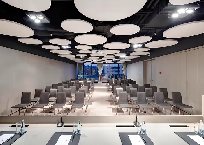 Hotel Crowne Plaza Podgorica By Ihg