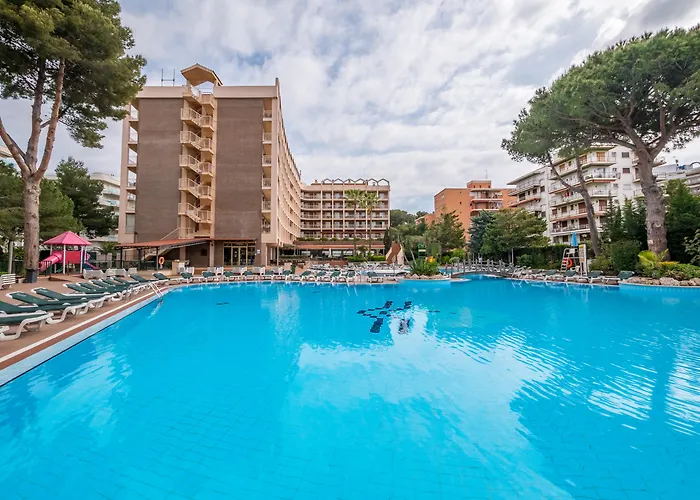 Golden Avenida Family Suites 4 Sup Salou