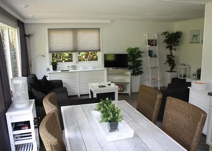 Chalet De Vrijheid Villa Putten