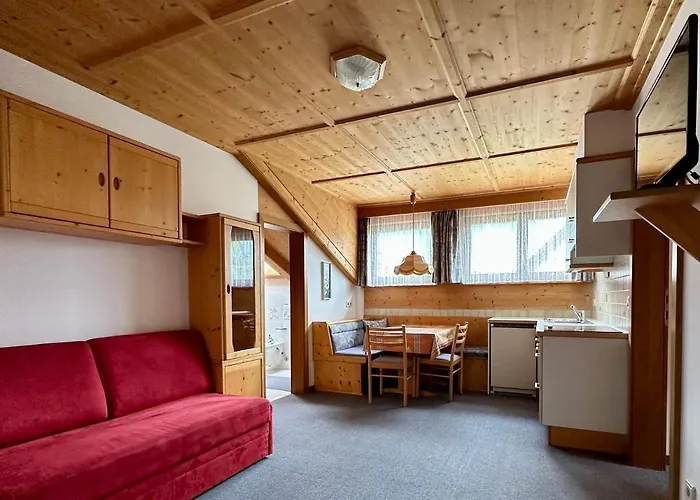 APARTMENTS Gasser Monguelfo-Tesido / Welsberg-Taisten