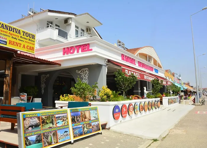 Rafael Hotel