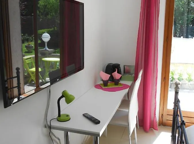 Chambre Parentale 1 Roquefort-les-Pins