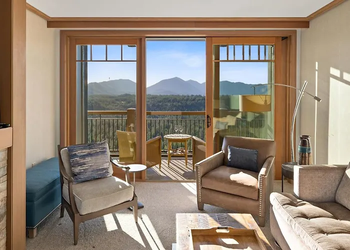 The Best Luxury River View Full Apartment Lodge Unit - 5049 Cle Elum