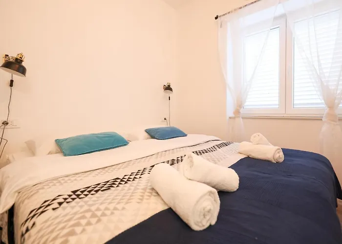Zaratino Rooms