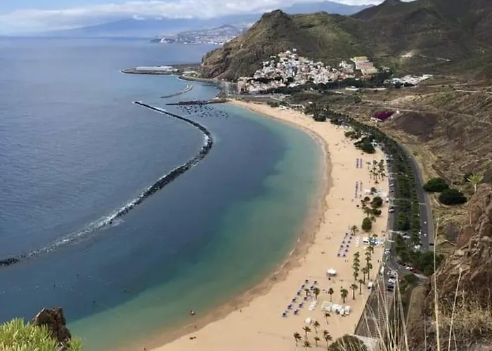 Cozy Room Near Las Teresitas Beach Santa Cruz de Tenerife
