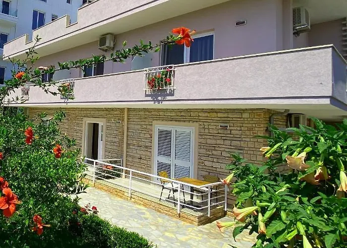 Aparthotel Paja Ksamil
