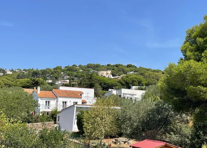 Grande chambre dans villa proche de la plage