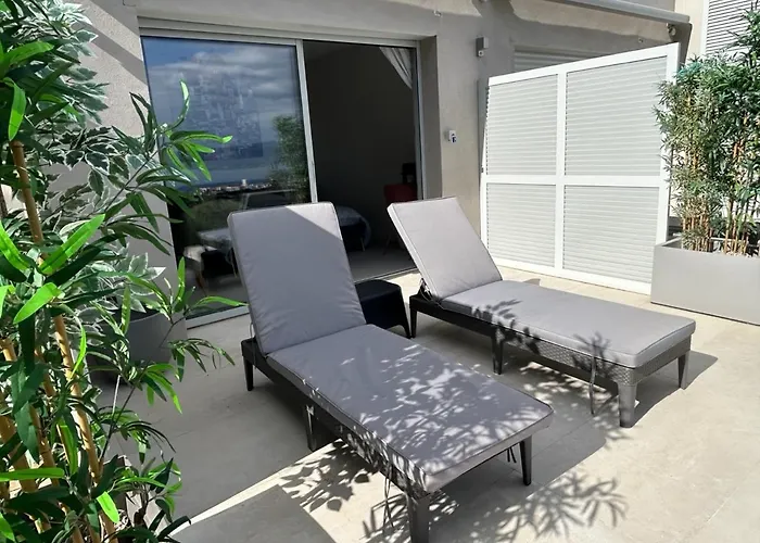 CASA LC chambre1 vue Mer Jacuzzi Ajaccio 