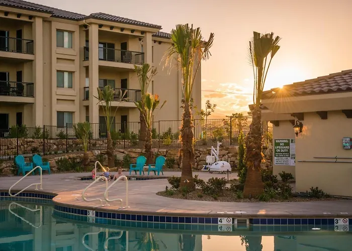 S404-The Penthouse-Fourth Floor 3-Bedroom Pool View St. George