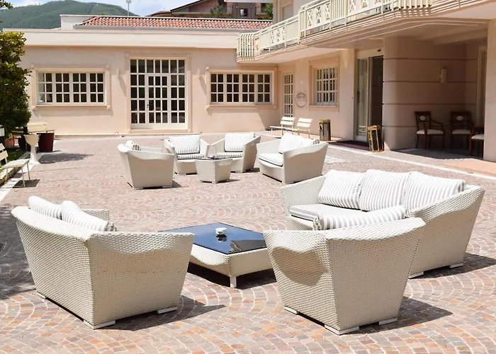 Green Park Hotel