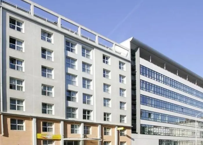 Chambre chez l'habitant Chatillon dans appartement partagé avec d'autres visiteurs et espace journée