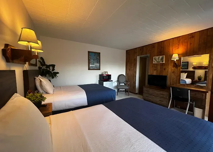 Nocturne Motel