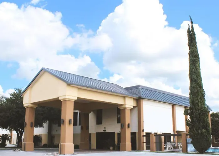 Coratel Inn & Suites By Jasper New Braunfels Ih-35 Ext 189