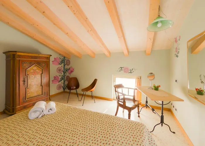A Casa Di Maria Bed & Breakfast Como
